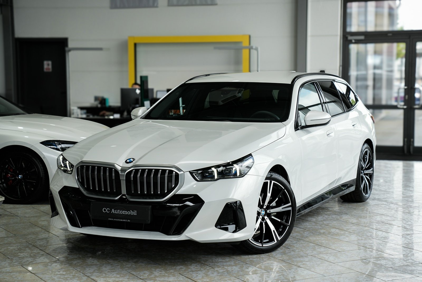 BMW 520 d xDrive Touring M Sport 1