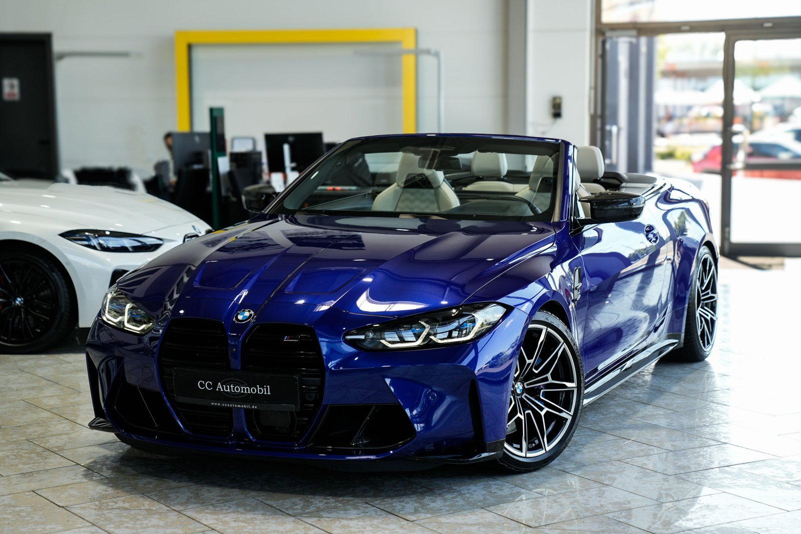BMW M4 Competition Cabrio M xDrive 1