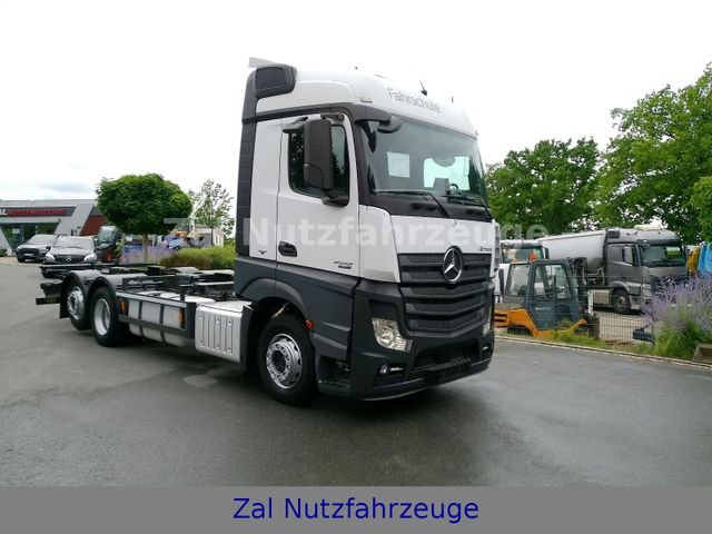 Actros 4  2542  6x2  Fahrschule